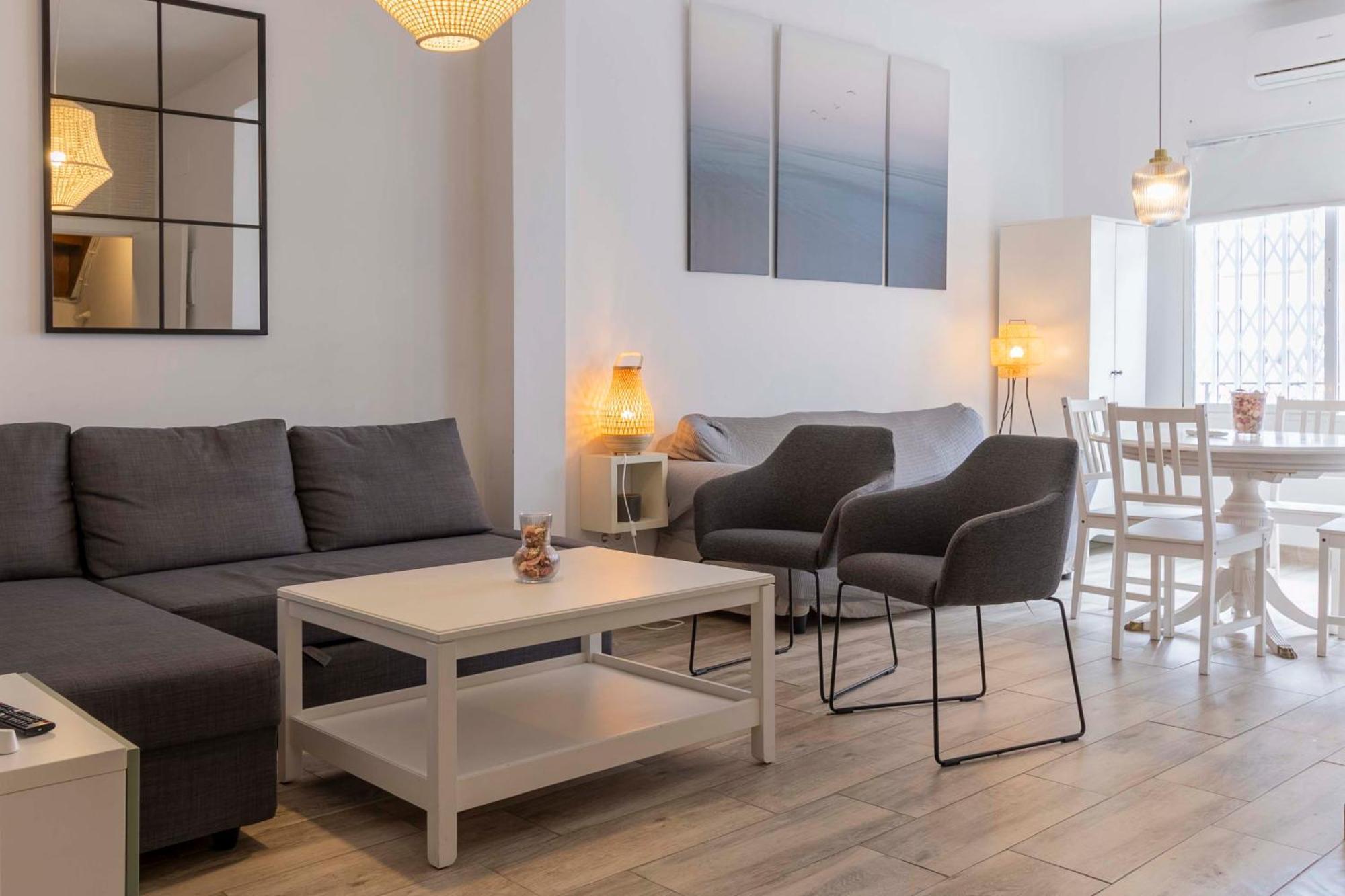 Apartamentos Los Remedios セビリア エクステリア 写真