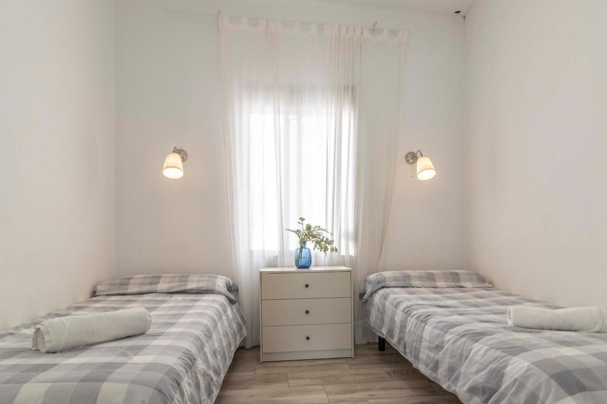 Apartamentos Los Remedios セビリア エクステリア 写真